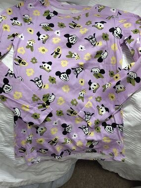 Nwot size 12 Disney Lilac Floral Mickey & Friends Tee $25